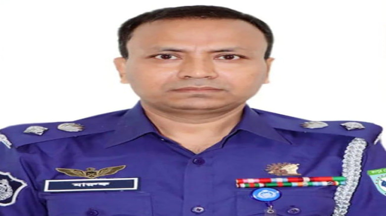 সাংবাদিককে দেখে নেয়ার হুমকি