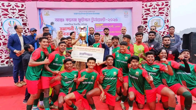বিভাগীয় পর্যায়ে আন্তঃকলেজ ফুটবলে ময়মনসিংহ জেলা সেরা