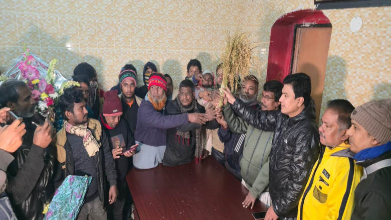 শ্রমিক পার্টির শতাধিক নেতা-কর্মীর বিএনপিতে যোগদান