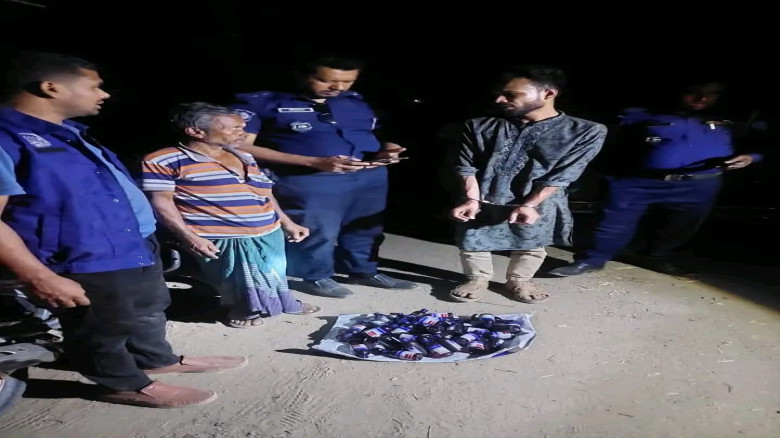 কুমিল্লা বুড়িচং থানা পুলিশের অভিযানে ৪৭ বোতল স্কাপ সিরাপসহ আ