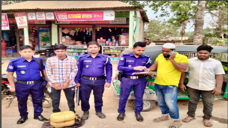 কুমিল্লা বুড়িচং থানা পুলিশের অভিযানে ৫ কেজি গাজাসহ আটক-১